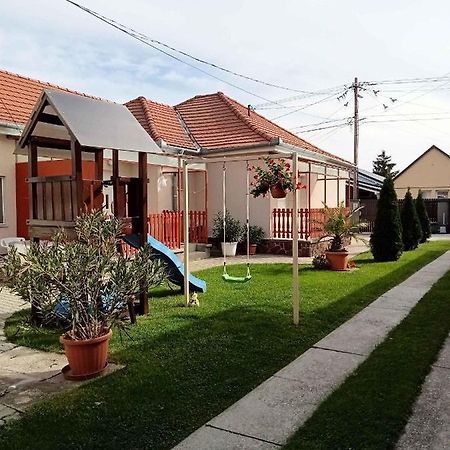 Apartment In Siofok/Balaton 19992 Екстер'єр фото