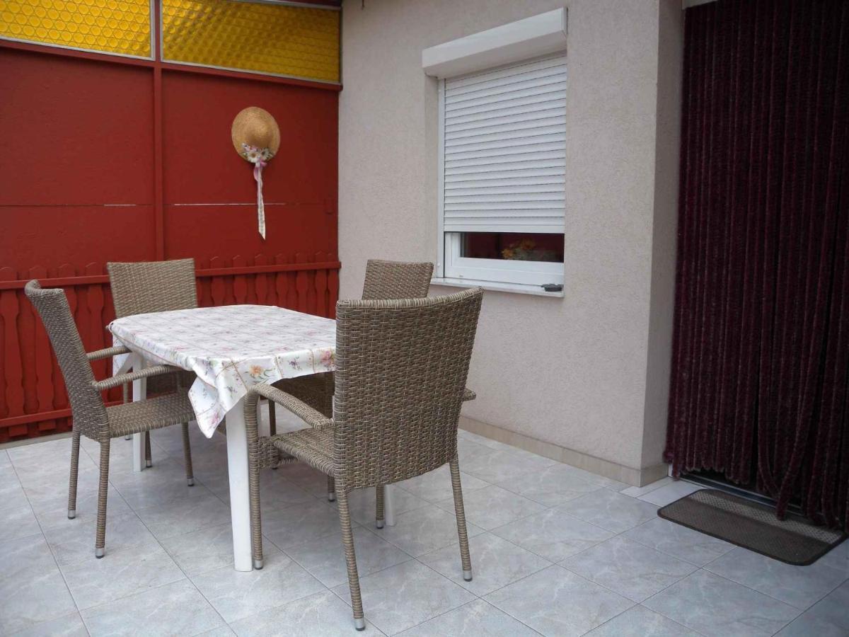Apartment In Siofok/Balaton 19992 Екстер'єр фото
