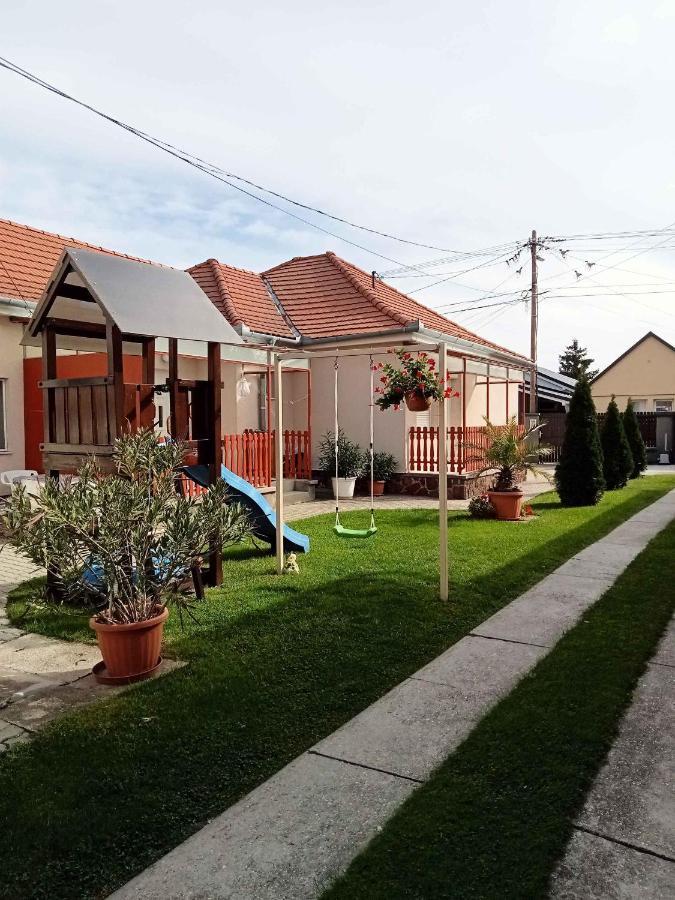 Apartment In Siofok/Balaton 19992 Екстер'єр фото